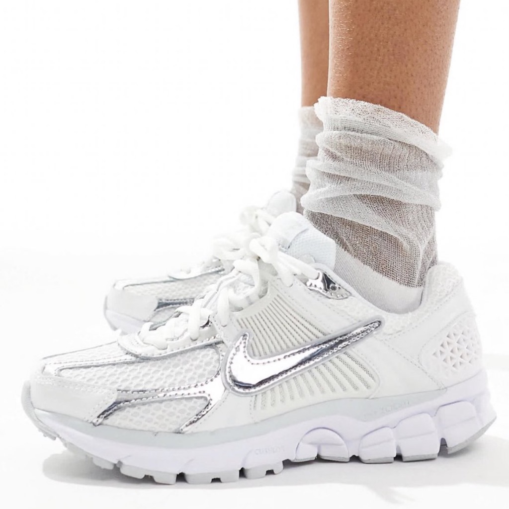 Nike Zoom Vomero 5 Triple White Metallic Silver